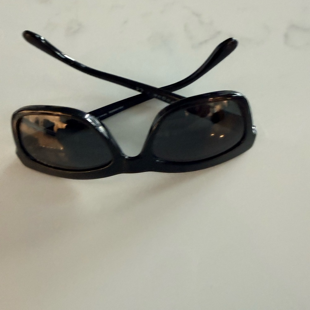 Vogue Black Cat-Eye Sunglasses for Women - Picture 6 of 6